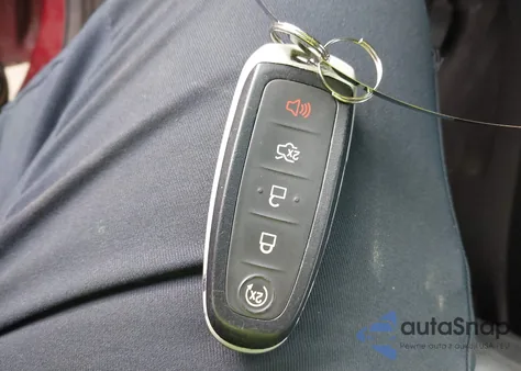 2015 Ford Escape Titanium z USA, uszkodzony, nr VIN 1FMCU0JX4FUA98654